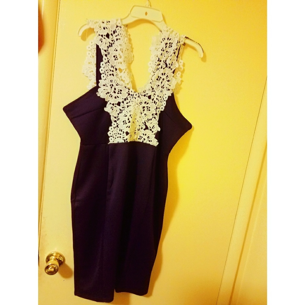 Navy blue dress 🌼